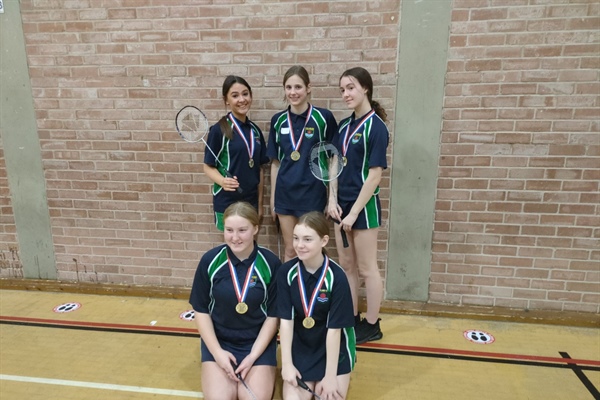 U14's Girls Badminton