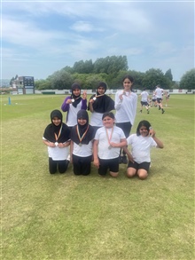 Girls 5/6 Cricket