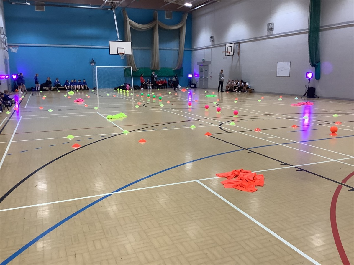 Year 6 Glow Dodgeball