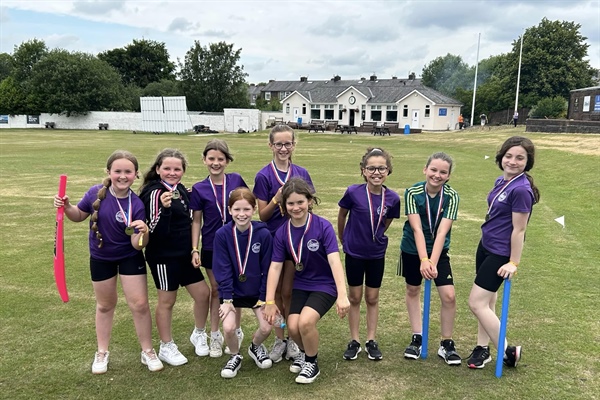 Girls Cricket